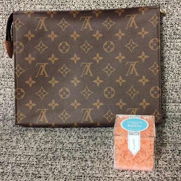 Pouch - Picture 1 of 3